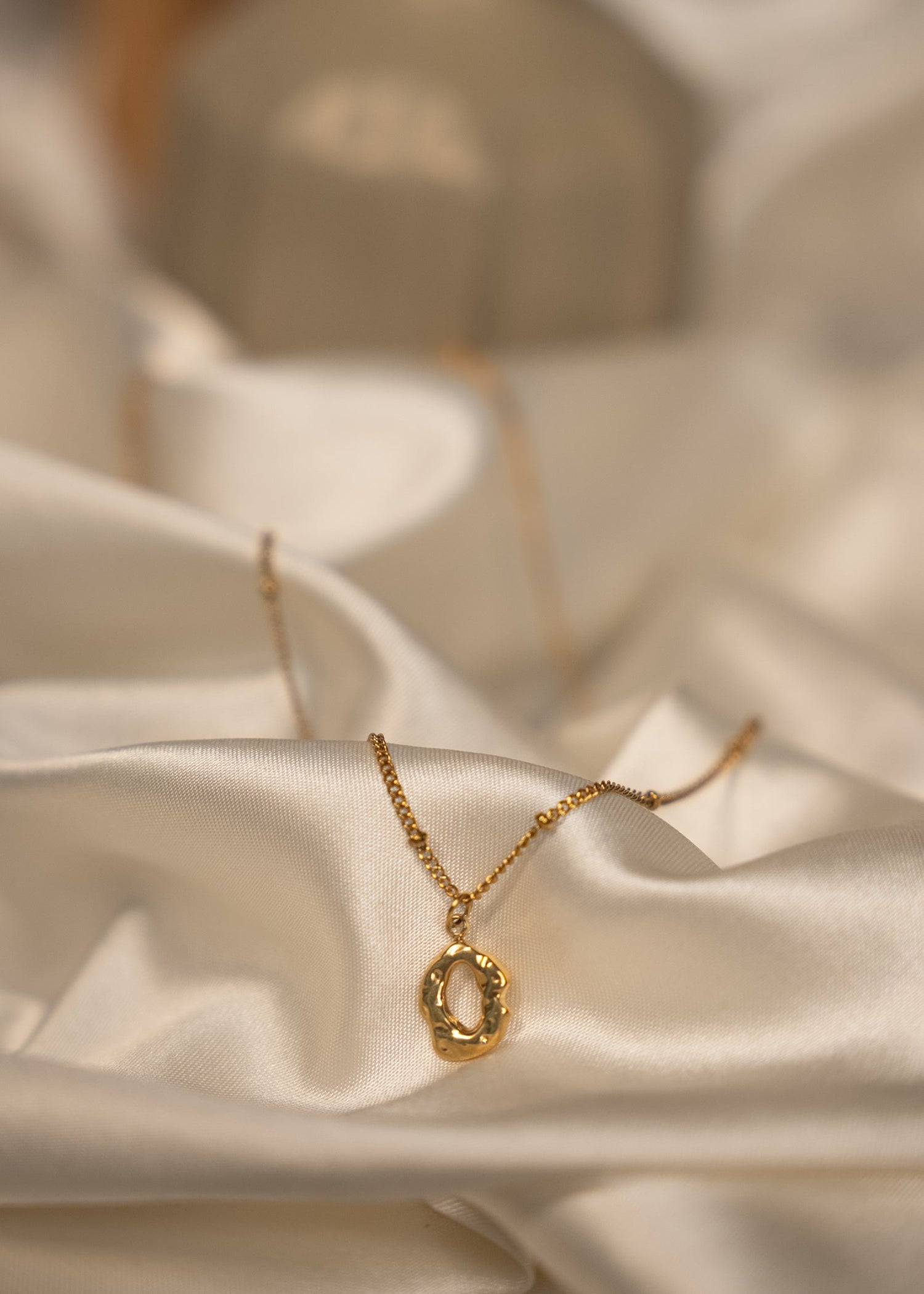 Shop dainty